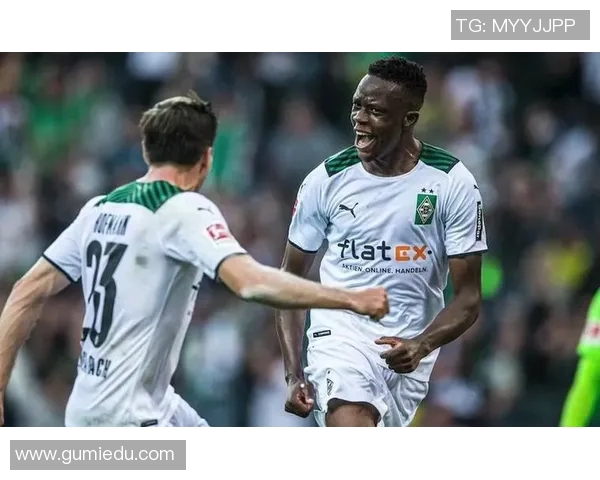 CA坦波利与科隆的精彩对决揭示了足球战术的魅力与团队合作的重要性 CA坦波利与科隆的精彩对决揭示了足球战术的魅力与团队合作的重要性